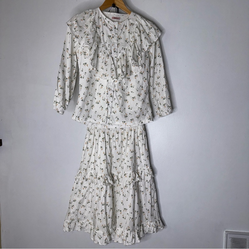 Udel New York Small White Floral Print‎ 2 Piece Top Skirt Set CP